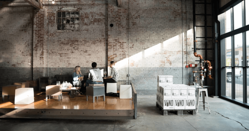 Sala de degustare ViNO CasaSmith